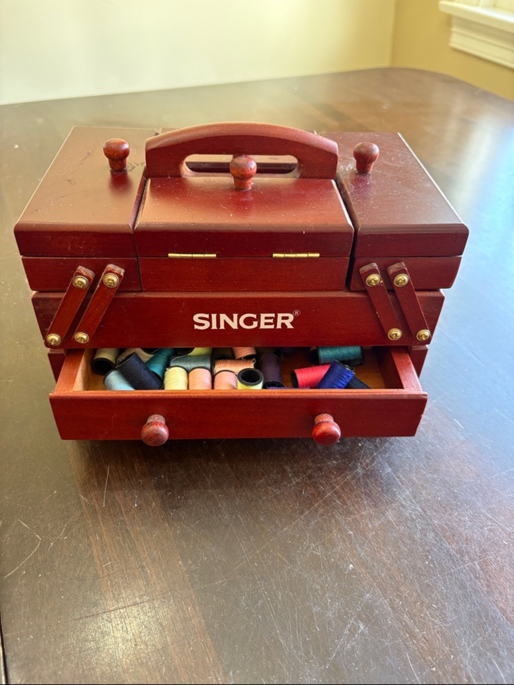 Singer Wooden Sewing Storage Box with spools Thread